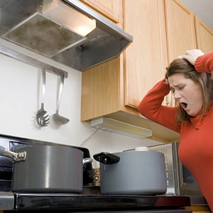 pour sauver le fond de votre casserole après avoir fait brûler ce qu'il y avait