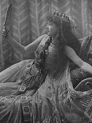 l'histoire de cléopâtre a inspiré de nombreux films et pièces de théâtre comme