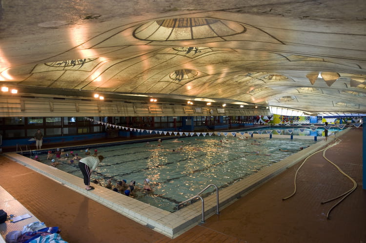 Rencontre piscine roger le gall