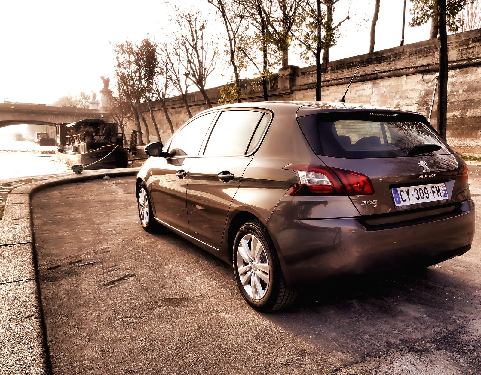 Essai nouvelle Peugeot 308 : proche de l'excellence 1914830-le-plaisir-de-conduite-au-rendez-vous