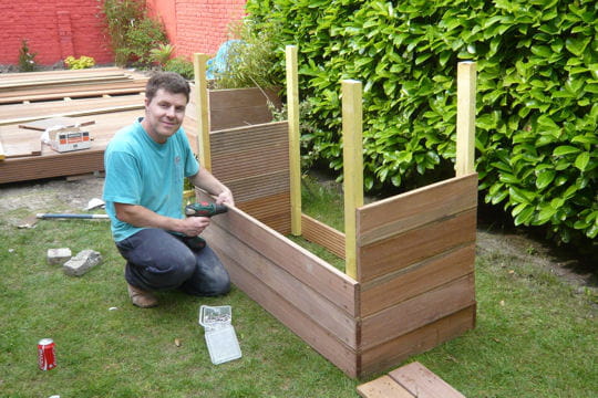 Bac A Fleur En Bois Fait Maison : 605077-des-bacs-a-fleurs-geants.jpg Bac A Fleur En Bois Fait Maison : 605077-des-bacs-a-fleurs-geants.jpg